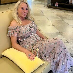 Meet your Posher, Monique